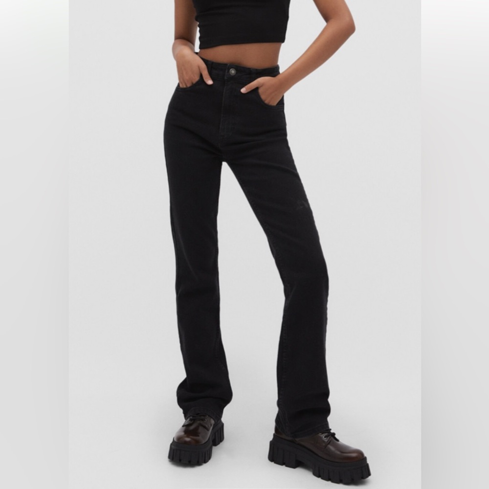 Stradivarius Black Straight Jeans